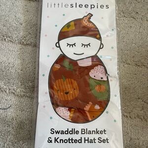 little sleepies Pumpkin Spice Swaddle Blanket + Knotted Hat